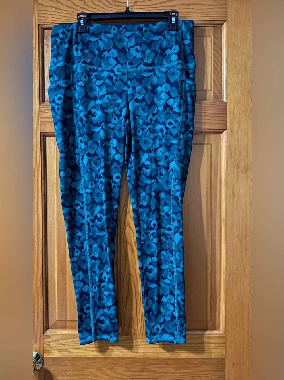 Chico's Teal and Blue Floral-Pattern Leggings